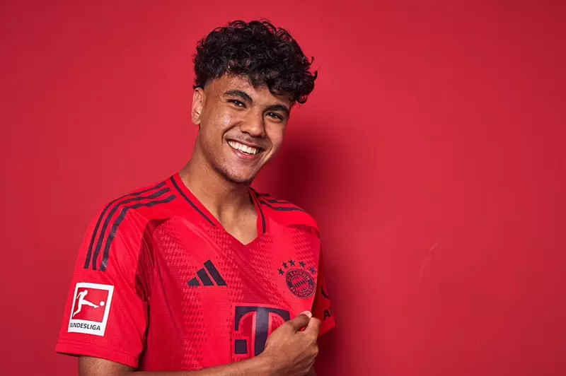 بايرن ميونخ يُعيد المغربي أدم أزنو مبكراً من الإعارة استعدادًا لكأس العالم للأندية