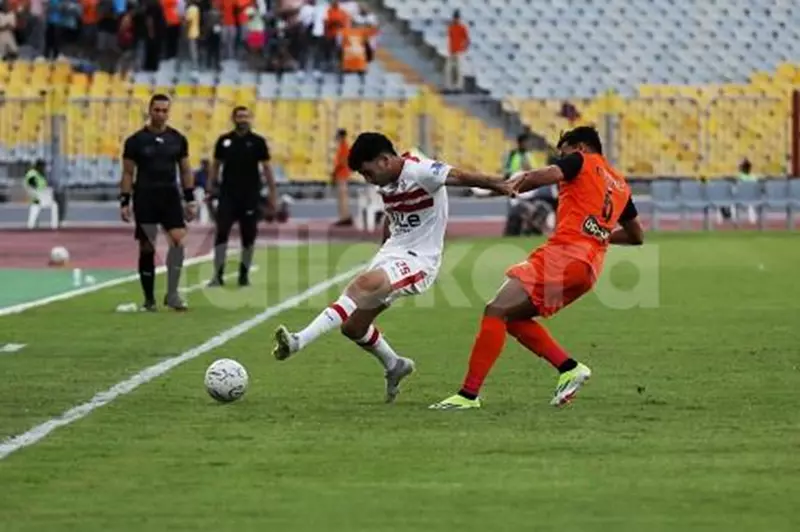 حمادة القلاوي يقود مباراة الزمالك وفاركو كحكم رئيسي، والشناوي يتولى إدارة نظام VAR