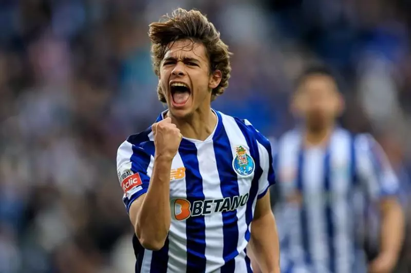 "رودريغو مورا: 'ميسي البرتغال' في مونديال الأندية لإنقاذ موسم بورتو" (فيديو)