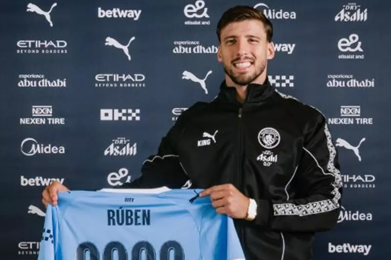 تمديد عقد روبن دياز: مانشستر سيتي يؤمن مستقبله حتى 2029